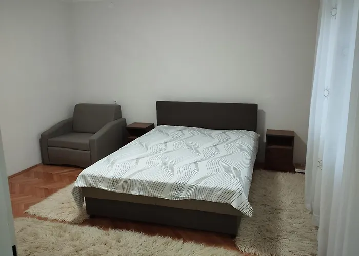 Apartmani Mladenovic
